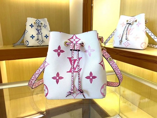 ルイヴィトンバッグ正面デザイン